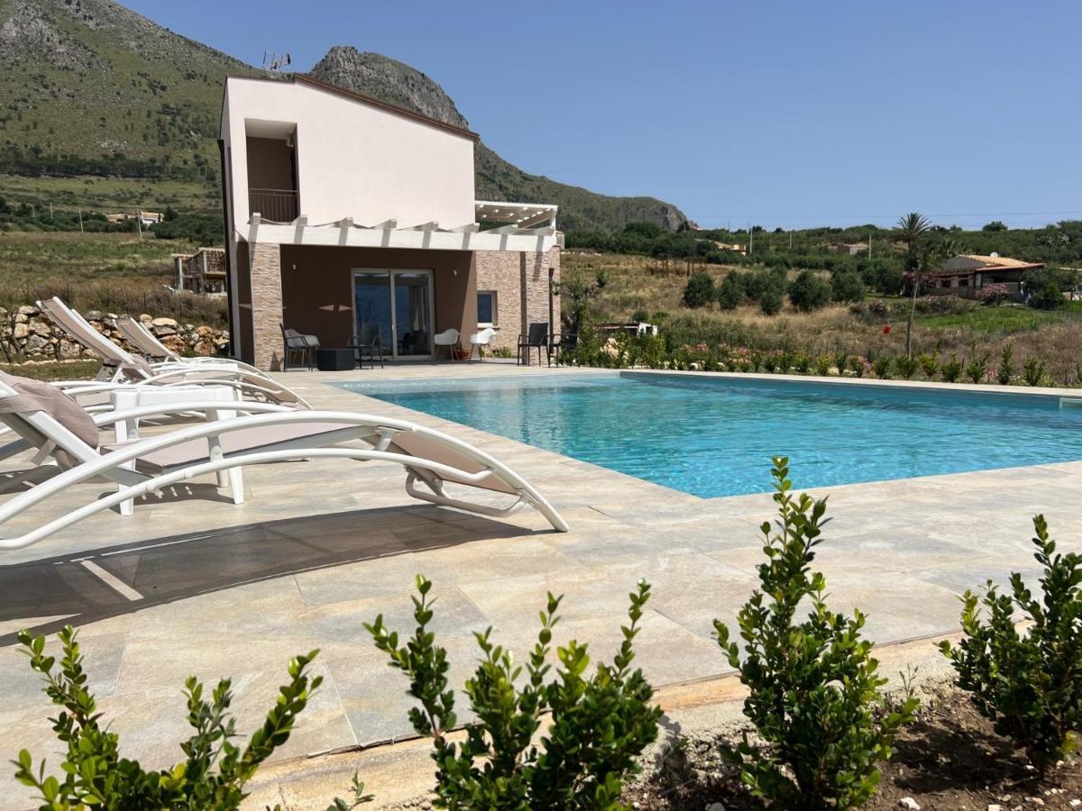 Villa MiRò, stupenda villa con piscina privata Castellammare del Golfo Exterior foto