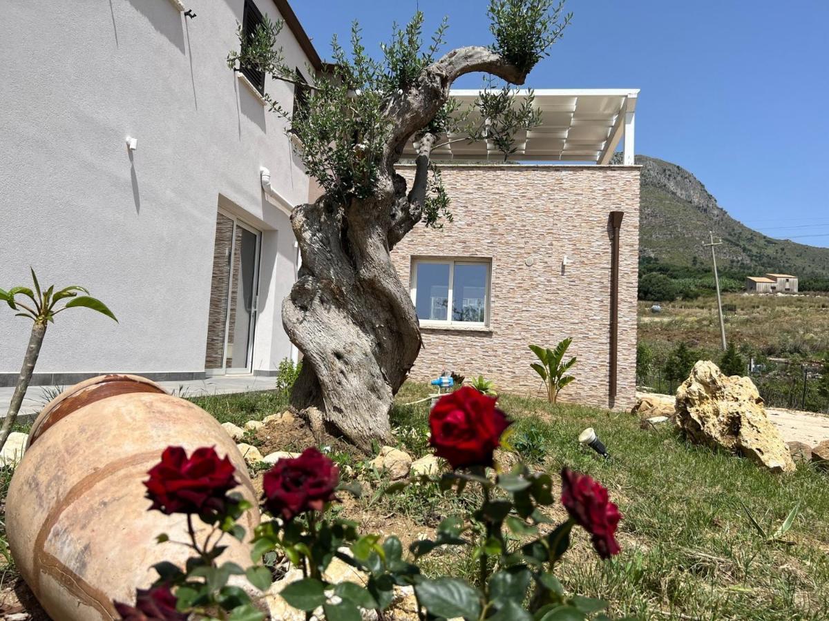 Villa MiRò, stupenda villa con piscina privata Castellammare del Golfo Exterior foto