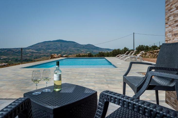 Villa MiRò, stupenda villa con piscina privata Castellammare del Golfo Exterior foto